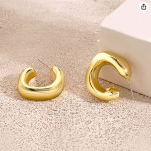 Chunky Gold Hoop Earrings, 14K Gold Plated NWT